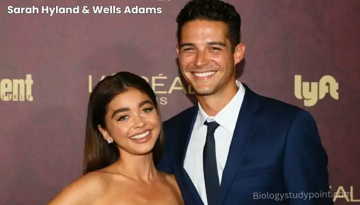 Sarah Hyland and wells adams