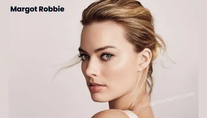 Margot Robbie, Margot Elise Robbie